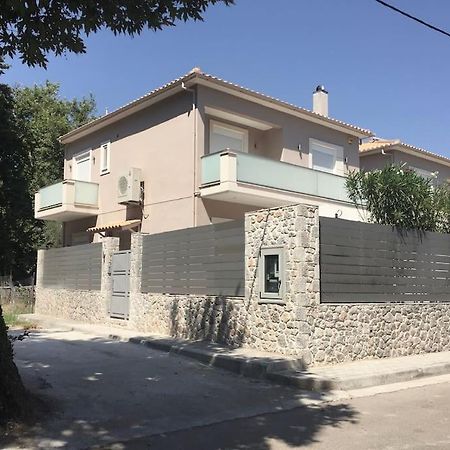 Villa Oleander Agios Nikolaos Loutra Edipsou Екстериор снимка
