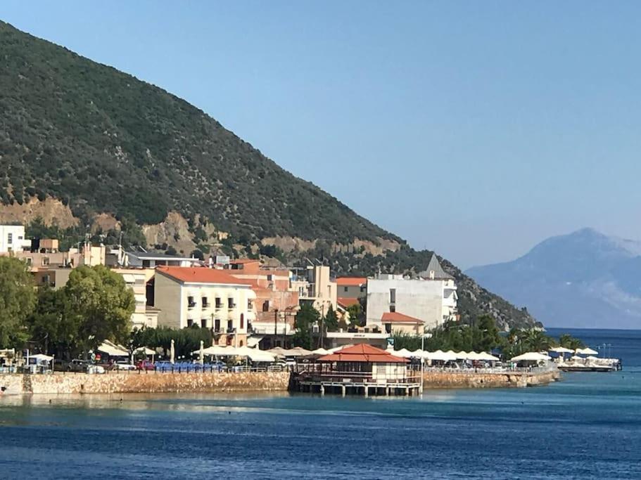 Villa Oleander Agios Nikolaos Loutra Edipsou Екстериор снимка