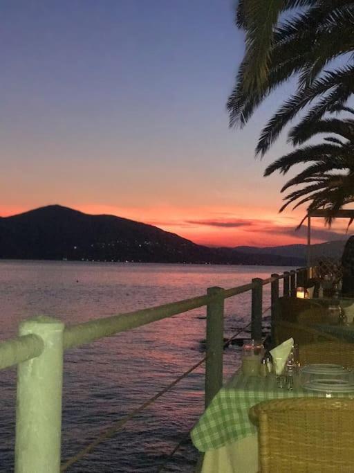 Villa Oleander Agios Nikolaos Loutra Edipsou Екстериор снимка