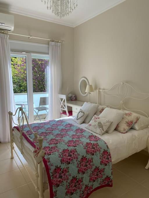 Villa Oleander Agios Nikolaos Loutra Edipsou Екстериор снимка